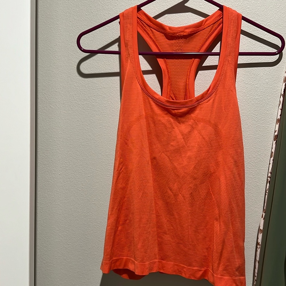 Excellent condition lululemon swiftly tech racerback tank top 2.0 *race length